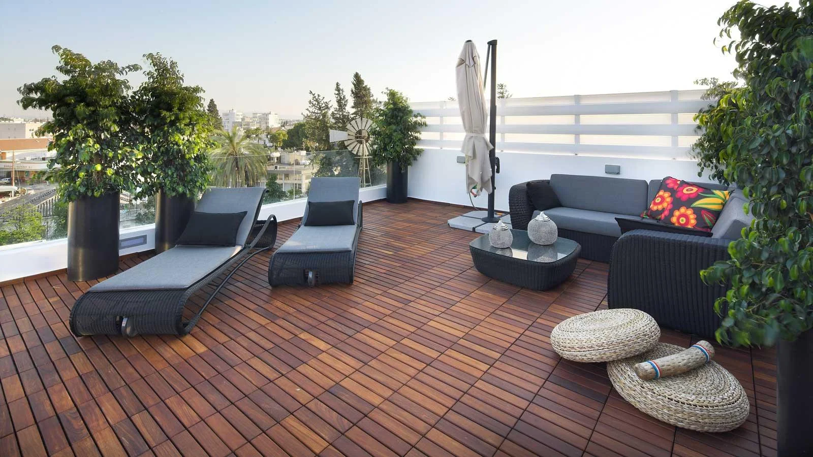 N. Mylona Residences Penthouse Roof Garden